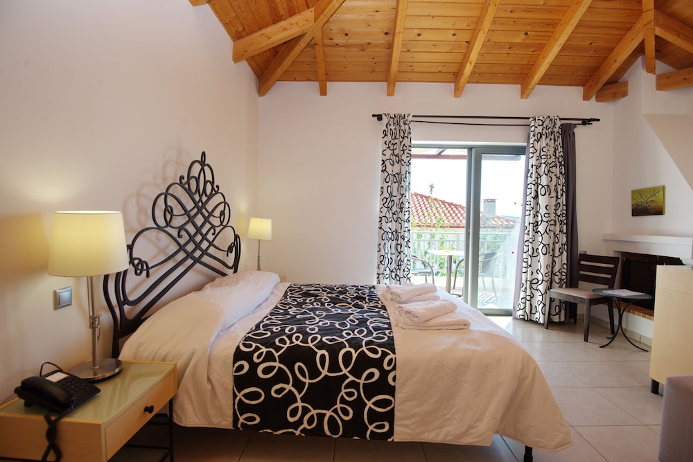 Standard Room photo 2