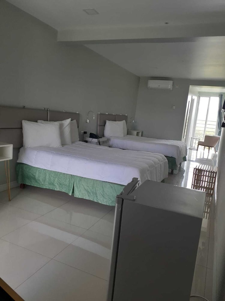 Two bedroom suite photo 3