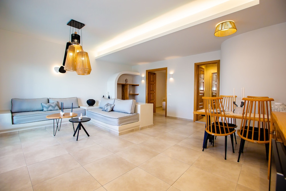 Grand Suite, Sea View (Indoor jetted tub/private jetted pool) - Photo 1