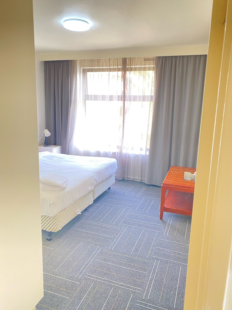 Two Bedroom Apartment - Gipps Street Building - Photo 1
