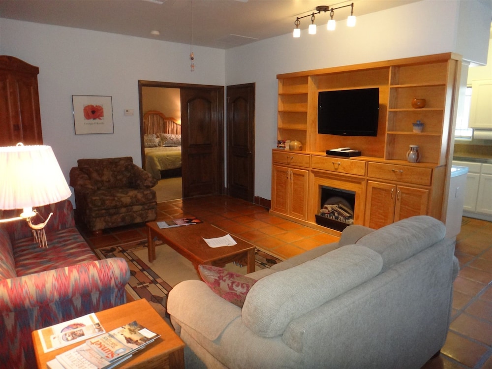 Premier Suite photo 1