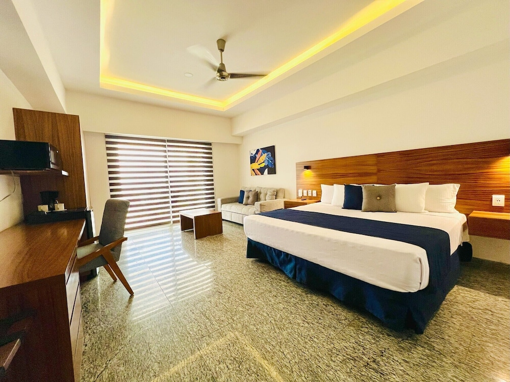 Torre Picos - Deluxe King Vista al Mar