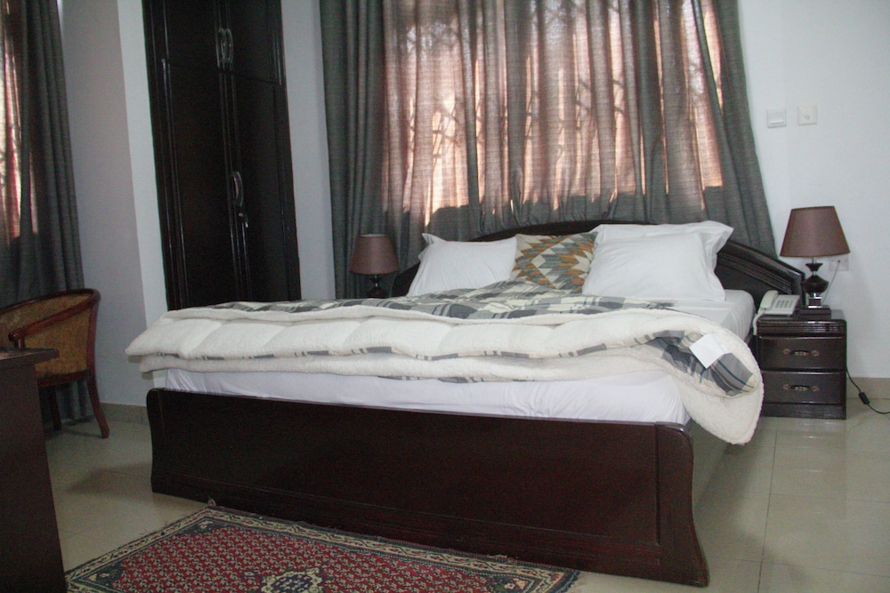 Standard Room, 1 Double Bed, Accessible, Private Bathroom photo 1