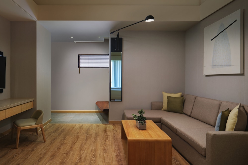 Premium Studio Suite, 1 Bedroom, Balcony