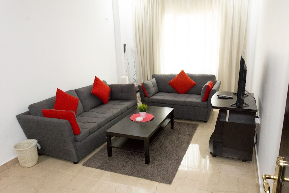 Grand Room, 2 Bedrooms