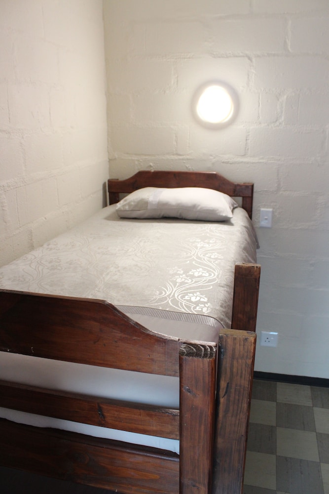 Room (Hostel Accommodation 4 Pax) photo 3