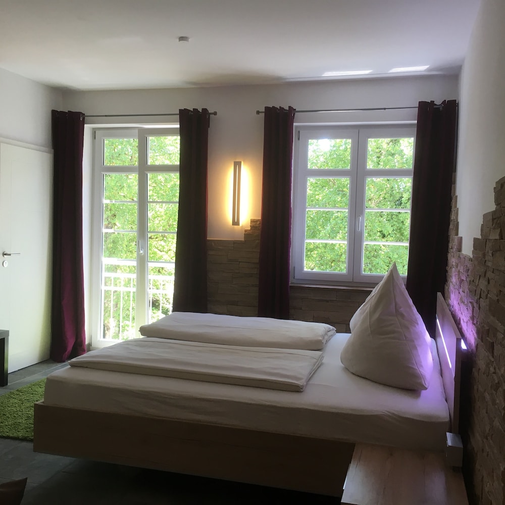 Business Apartment, Mountain View