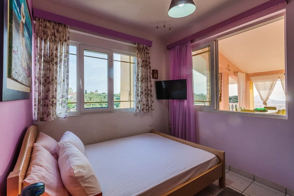 Villa photo 3