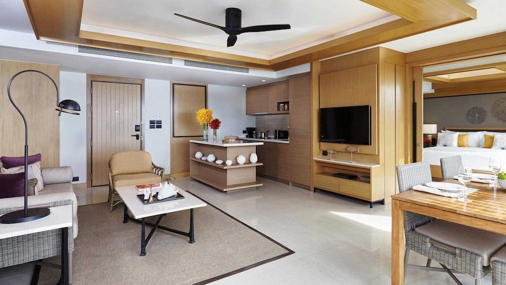 Suite, 2 Bedrooms (Ocean Coral Lounge) - Photo 3