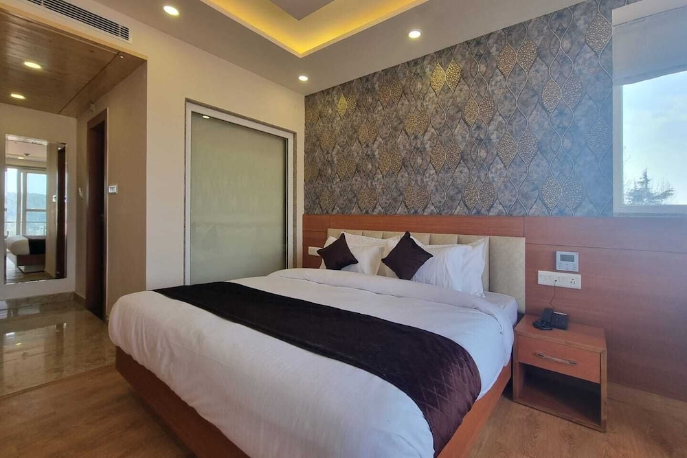 Premium Room - Photo 2