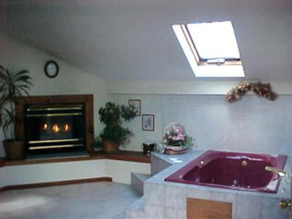 Superior Suite, Ensuite (LOFT SUITE) photo 3