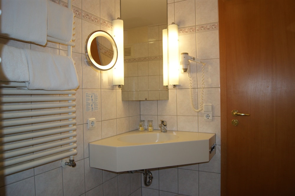 Comfort Single Room, 1 Bedroom, Non Smoking, Ensuite photo 2