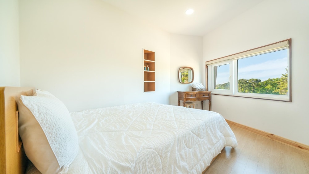 Basic Room, 2 Bedrooms (red 2) - Photo 7