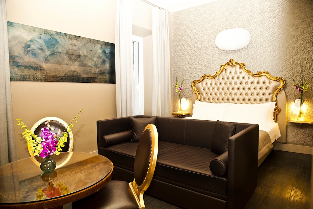 Deluxe Room, Annex Building