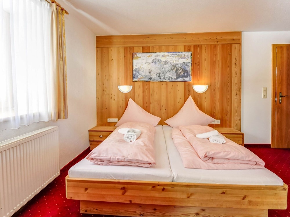 Classic Apartment, 3 Bedrooms photo 1