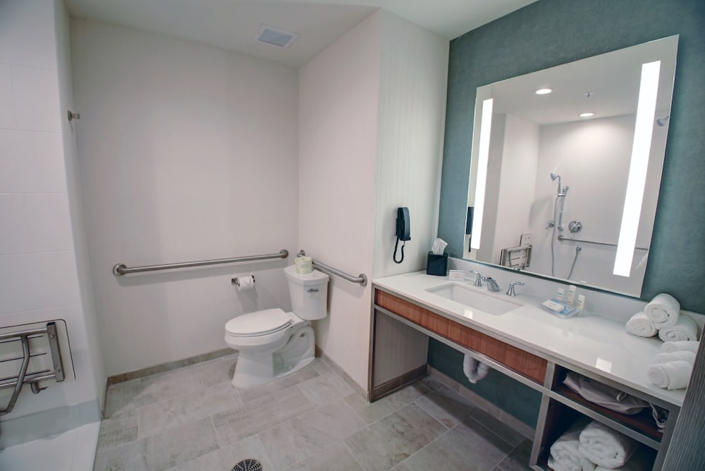 Hilton Garden Inn Tampa - Wesley Chapel, Photo 2