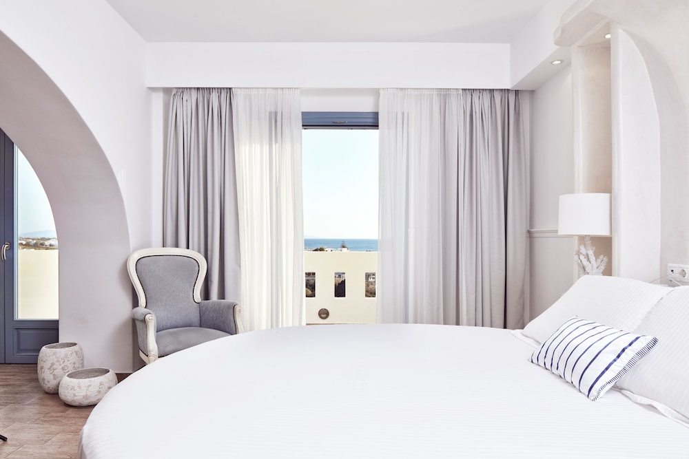 Junior Suite, Sea View, Sea Facing - Photo 1