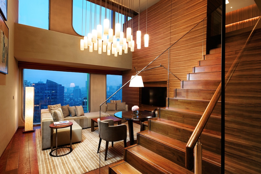 Andaz Loft Suite