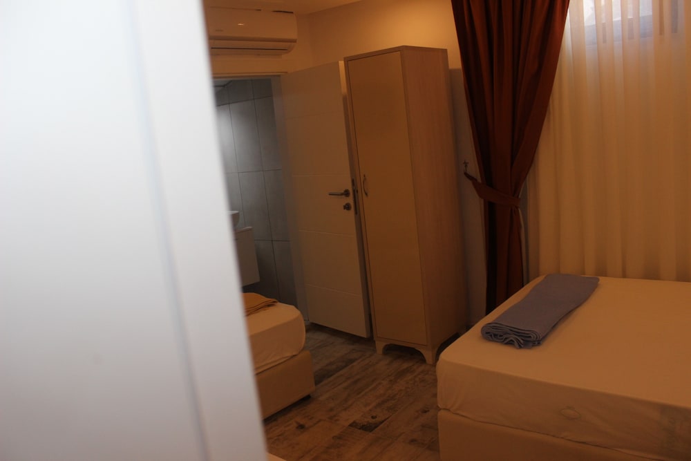 Economy Double Room, Ground Floor photo 3