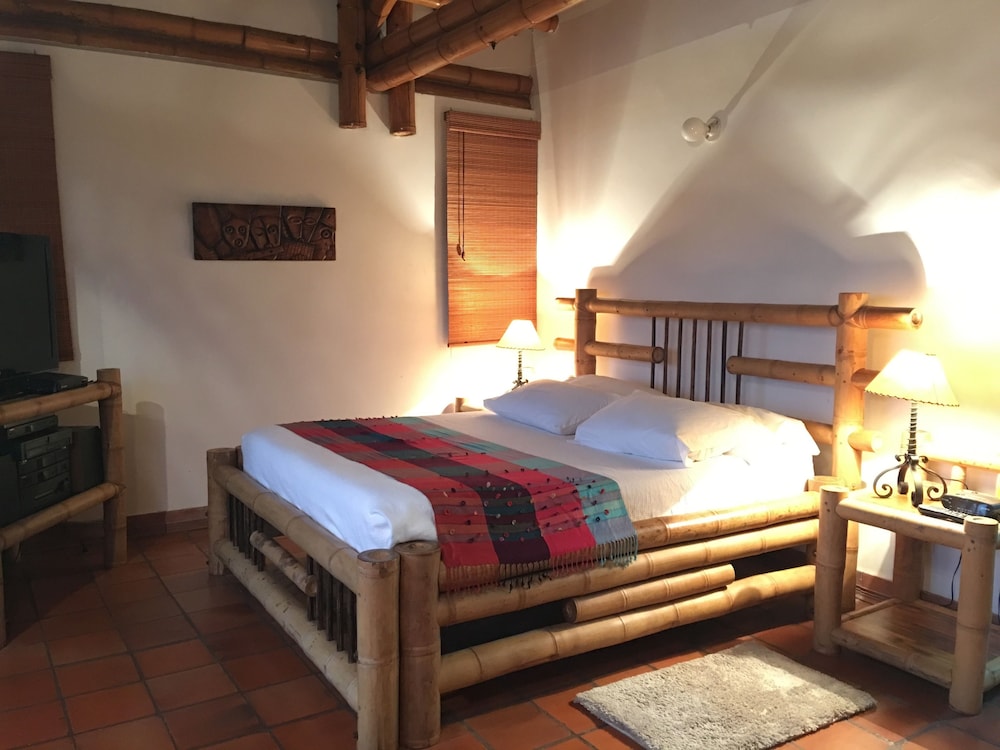 Junior Suite, 1 King Bed, Non Smoking