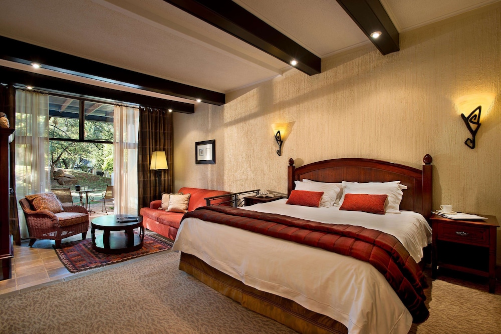 Standard Room (Ground Level) photo 3