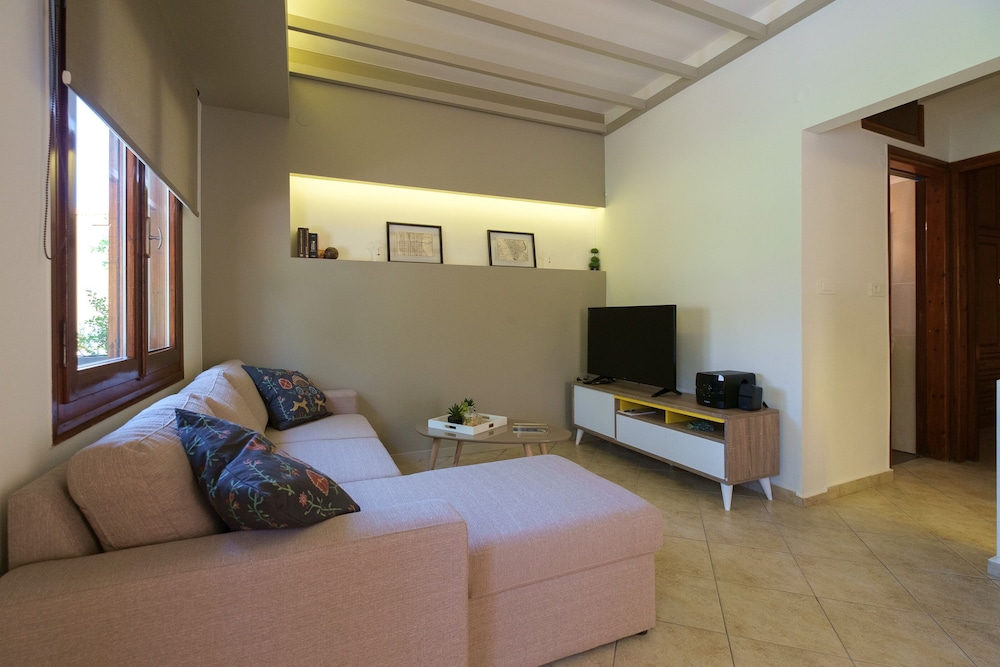 Apartment, Balcony