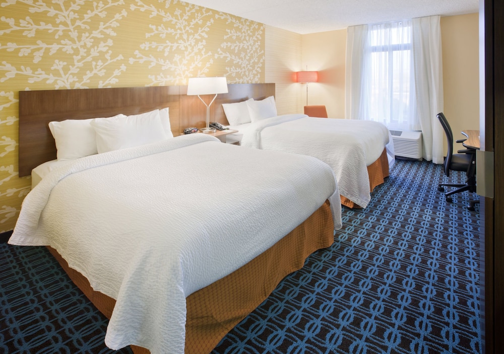 Room, 2 Queen Beds - Photo 2