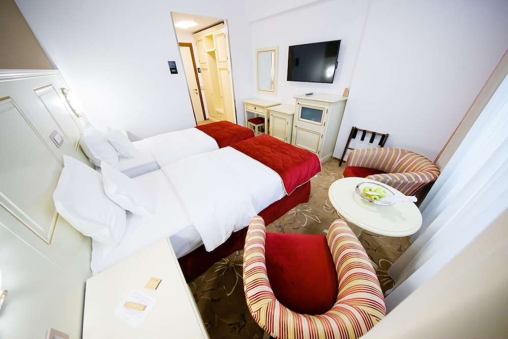 Twin Room 4* - With Free Access To Spa photo 3