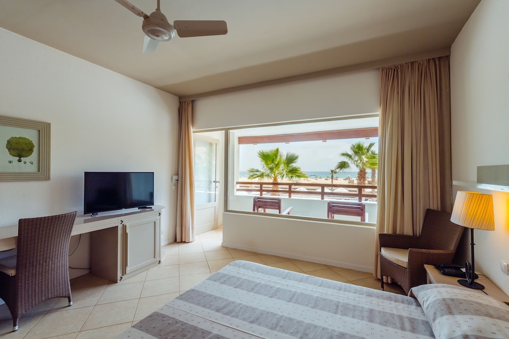 Executive Room, Beachside