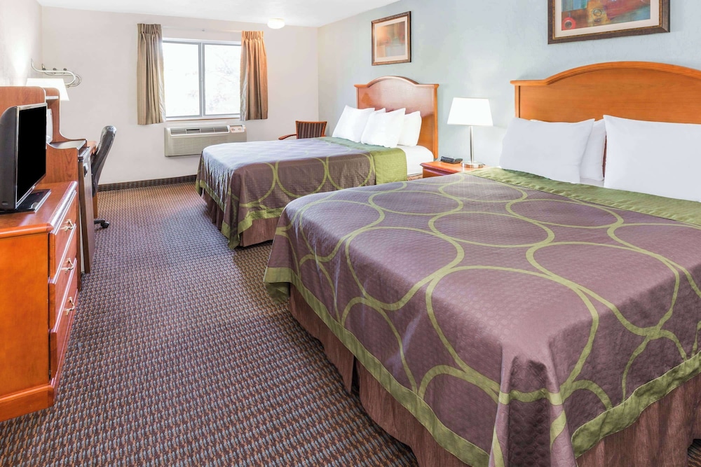 Standard Room, 1 King Bed photo 1