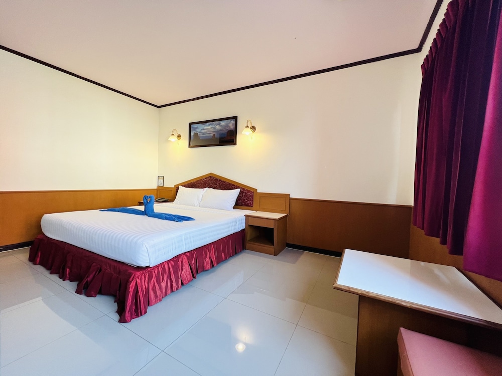 room photo