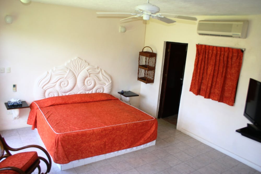 Standard Room, Garden View
