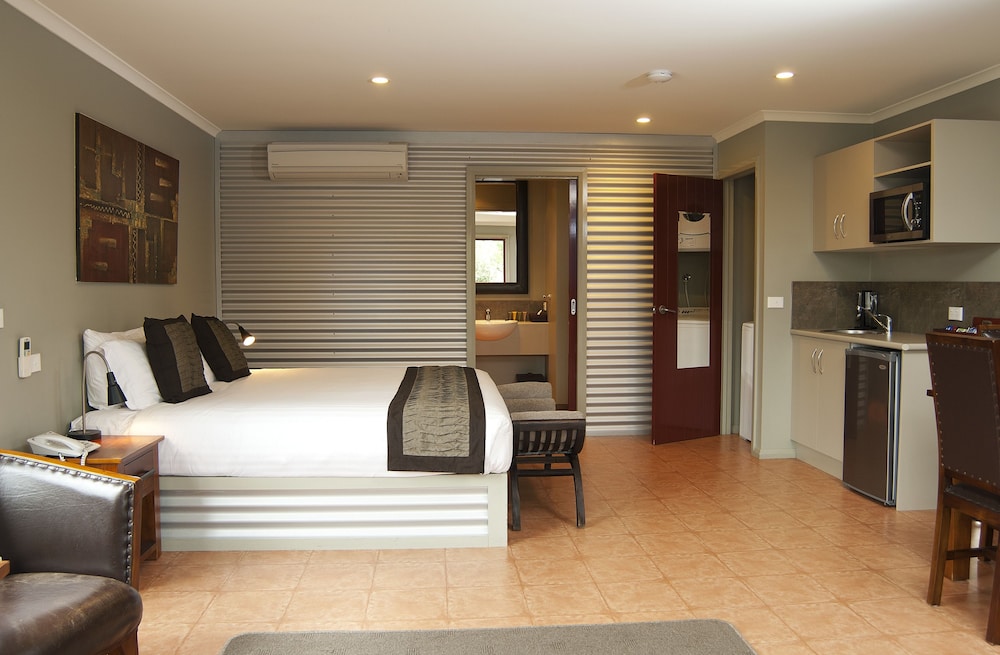 Executive Studio, Jetted Tub (Studio Spa King Executive)