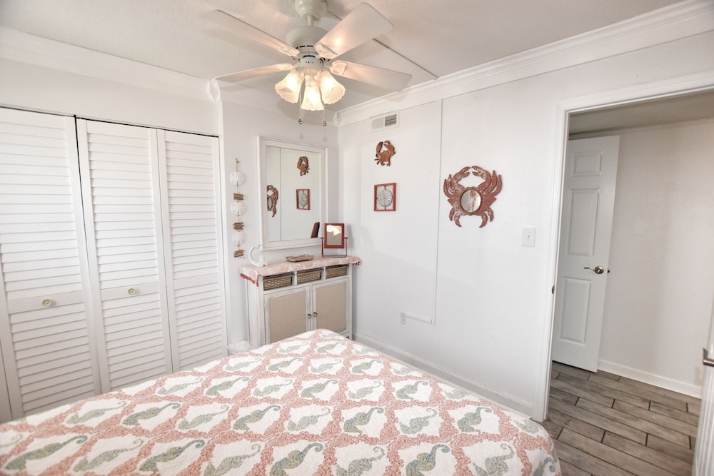 Condo, 3 Bedrooms photo 1