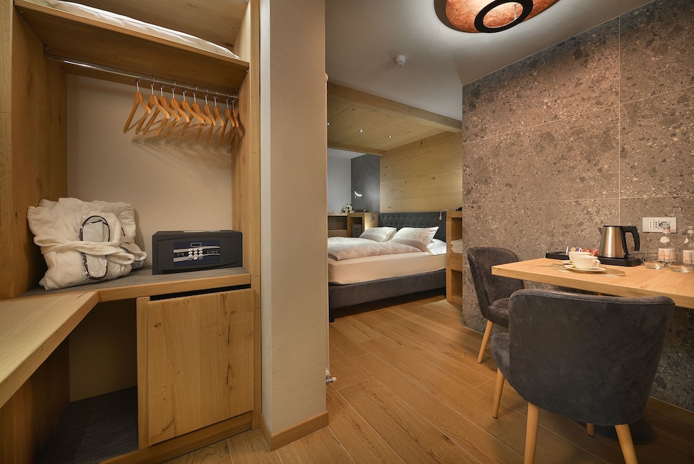 Comfort Double or Twin Room, 1 Double or 2 Twin Beds, photo 6
