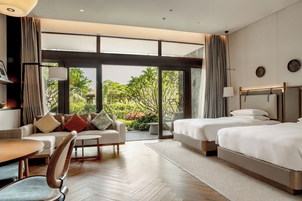 Room, 2 Twin Beds, Garden View - Photo 1