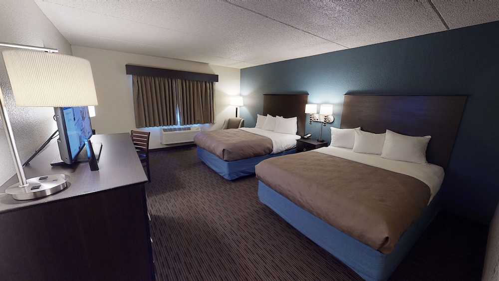 Room, 2 Queen Beds, Non Smoking - Photo 6