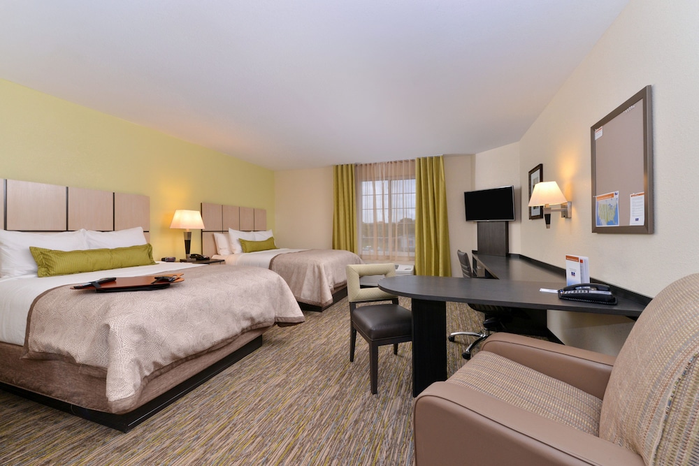 Studio Suite, 2 Queen Beds, Accessible (Tub) photo 3