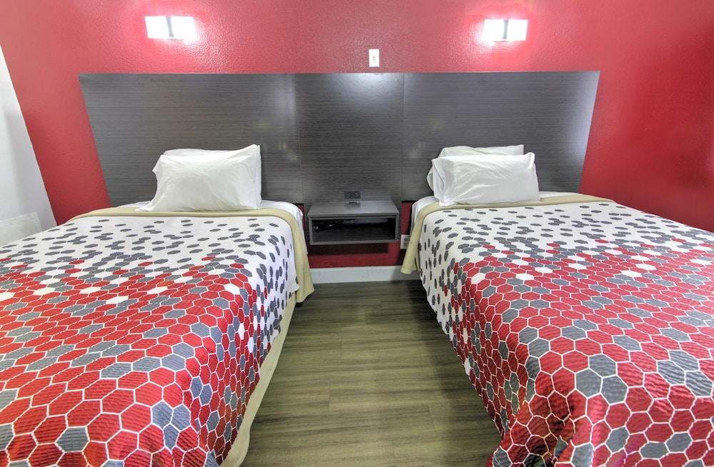 Standard Double Room, 2 Double Beds, Non Smoking - Photo 2