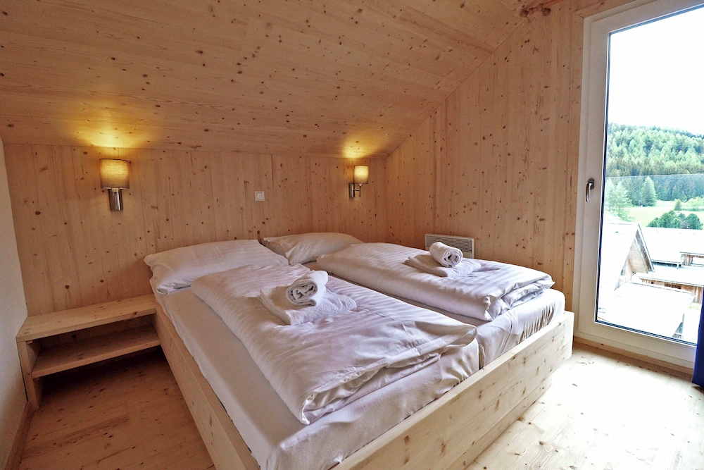 Superior Ferienhaus #57 mit IR-Sauna & Whirlwanne