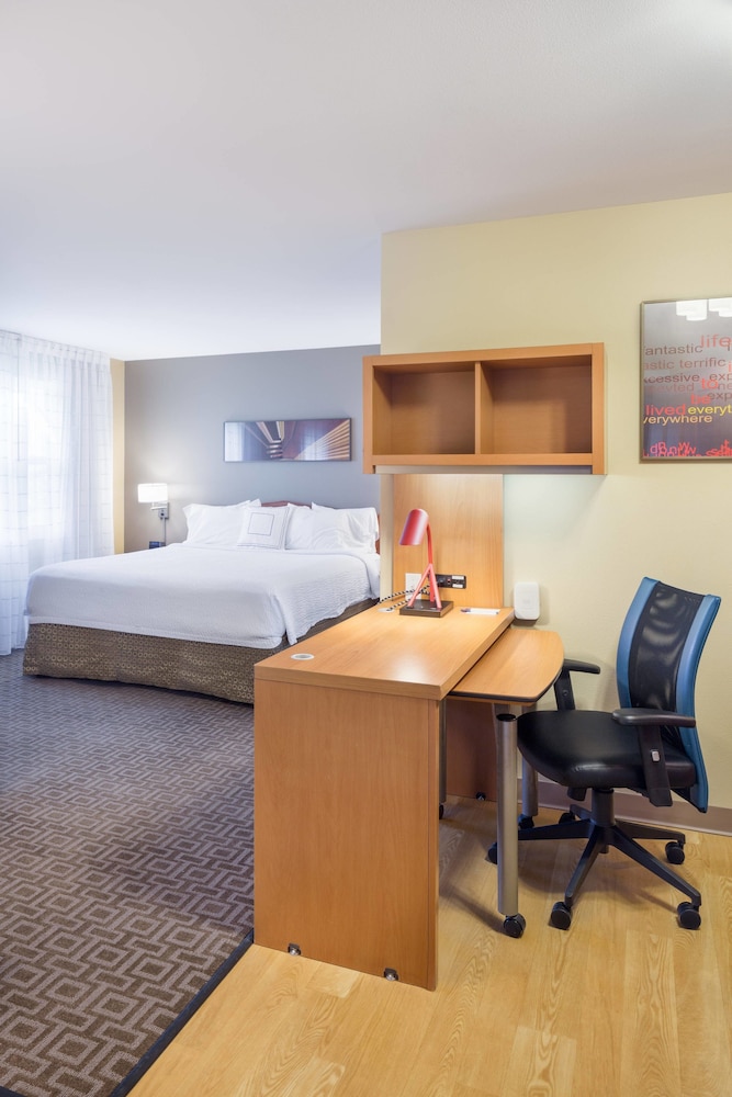 Suite, 1 King Bed with Sofa bed (Mobility Accessible, Tub) - Photo 1