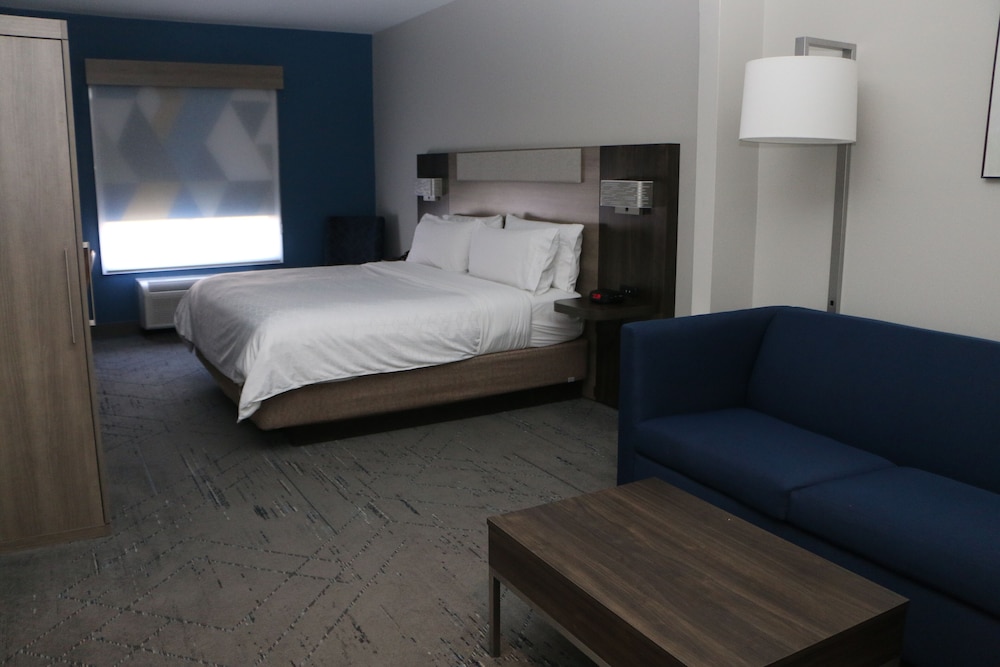 Standard Room, 2 Queen Beds, Accessible (Mobility) photo 1