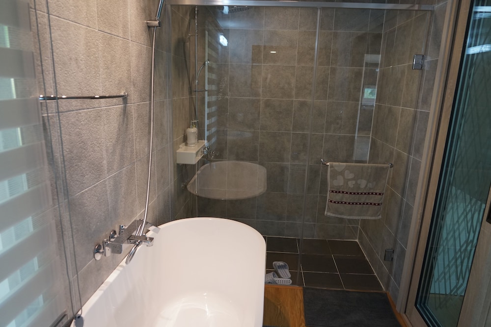 House (1F - Moonlight) photo 3