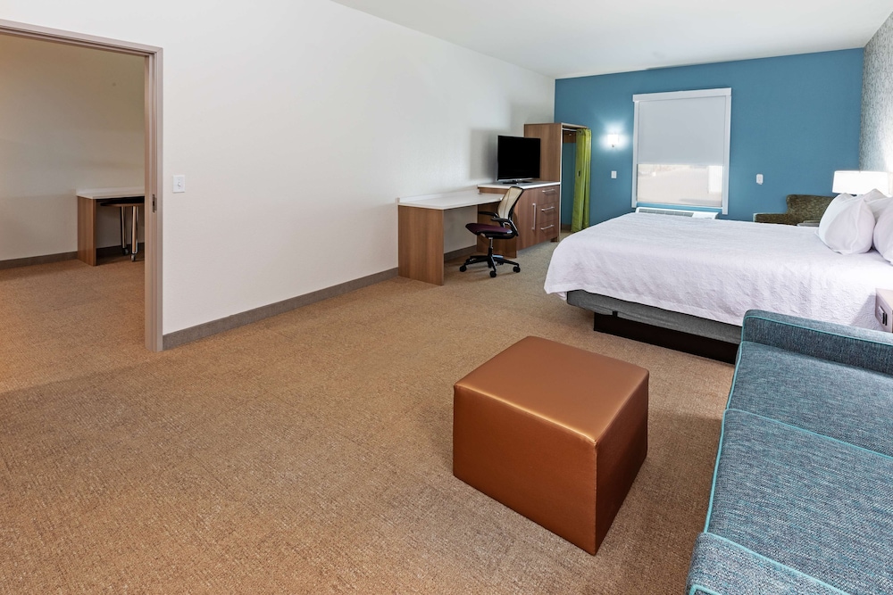 Suite, 1 King Bed, Accessible (Roll-In Shower) - Photo 1
