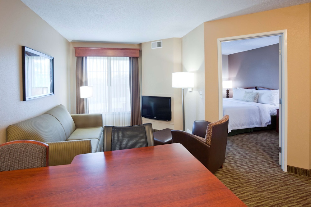 Standard Suite, 2 Bedrooms, Non Smoking - Photo 2