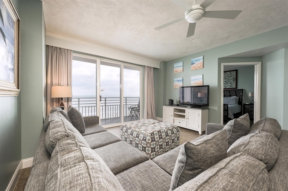 Condo (Unit 711)