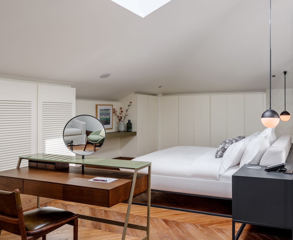 Roof Suite photo 2