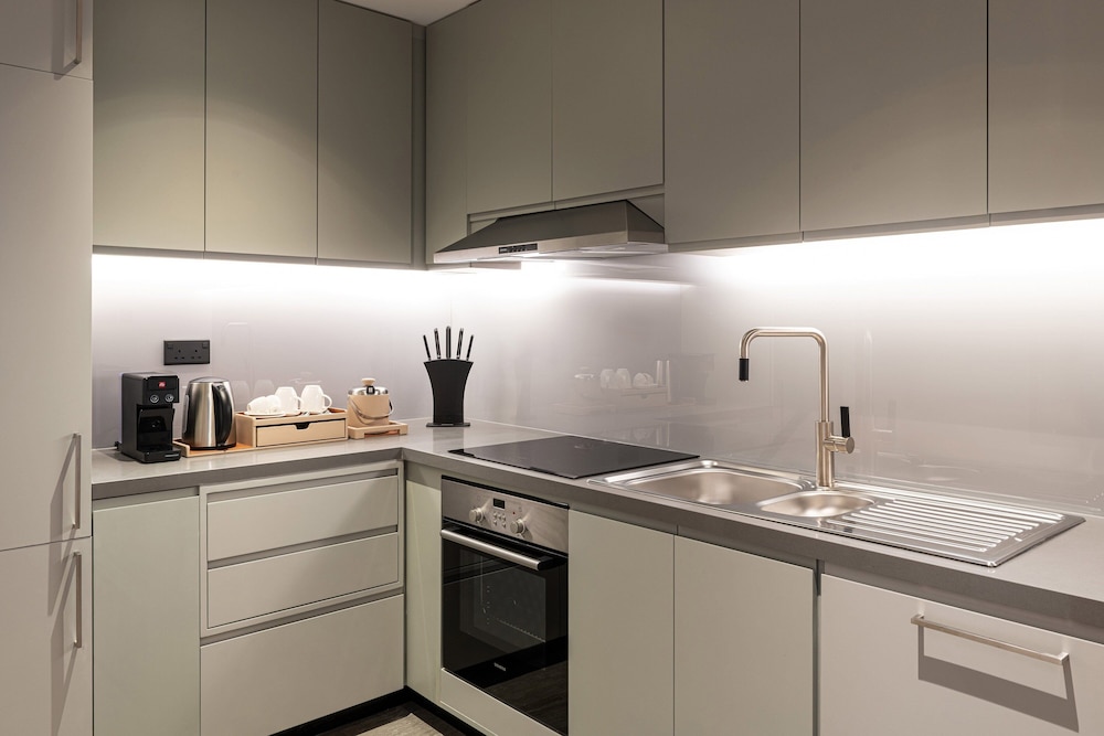 Royal Suite, 1 Bedroom (complimentary airport transfer) - Photo 15