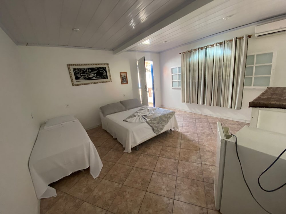 Basic Triple Room photo 1