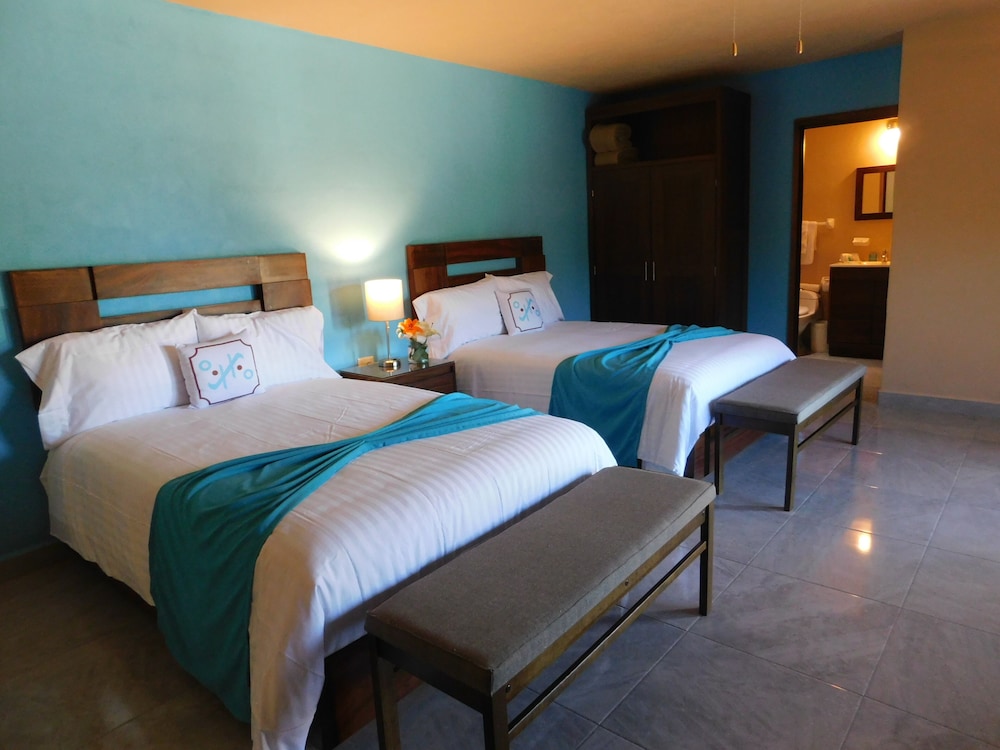 Junior Suite, Multiple Beds